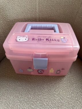 Vintage Sanrio Hello kitty orgainzer case